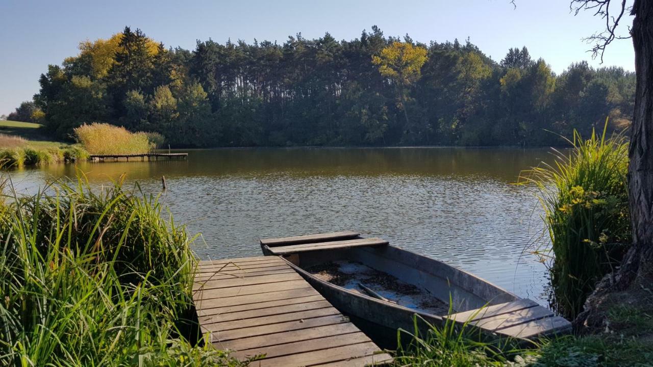 Stawy U Sikory - Dom Rybak - Agroturystyka I Lowisko Nowa Wies  Bagian luar foto
